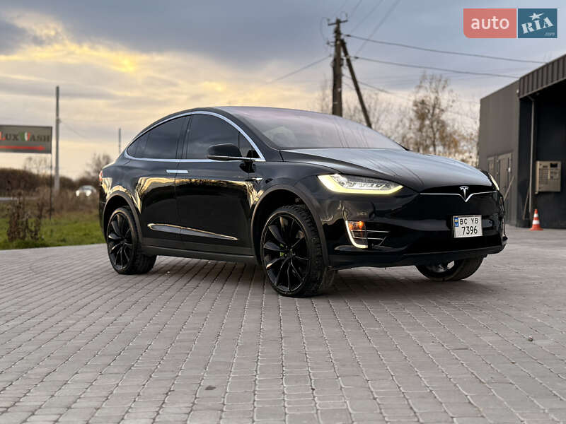 Внедорожник / Кроссовер Tesla Model X 2018 в Дрогобыче фото 15 Внедорожник / Кроссовер Tesla Model X 2018 в Дрогобыче