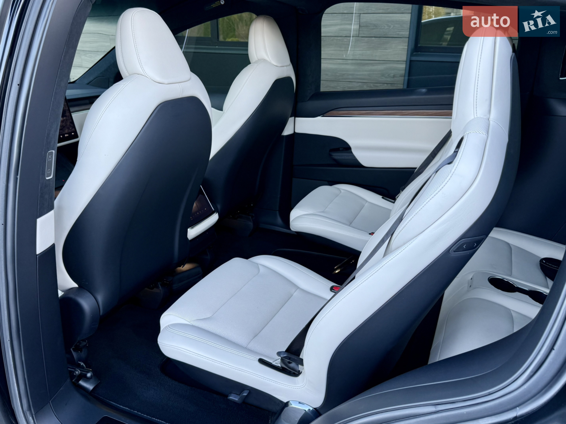 2022 Tesla Model X - мініатюра 26