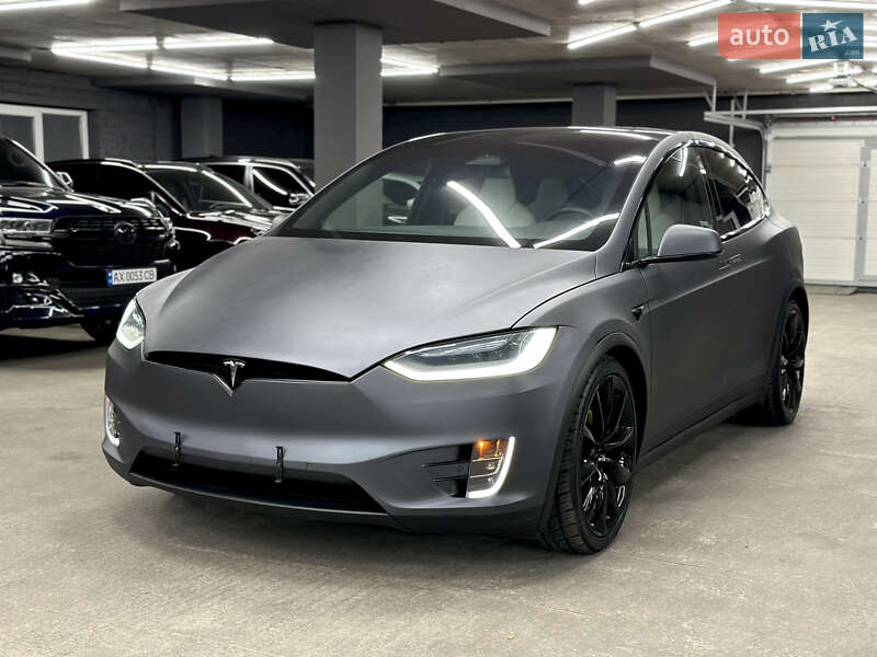 Tesla Model X 2016
