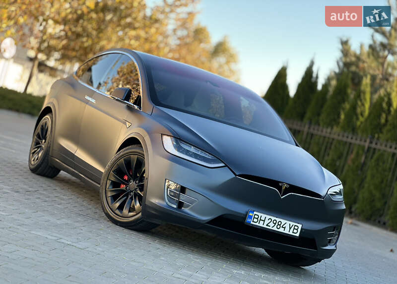 Внедорожник / Кроссовер Tesla Model X 2016 в Одессе фото 12 Внедорожник / Кроссовер Tesla Model X 2016 в Одессе