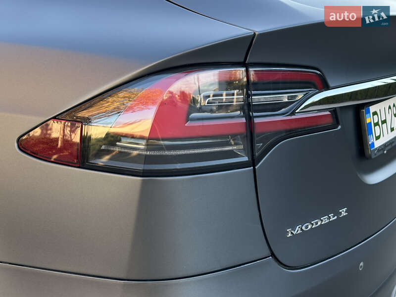Внедорожник / Кроссовер Tesla Model X 2016 в Одессе фото 27 Внедорожник / Кроссовер Tesla Model X 2016 в Одессе