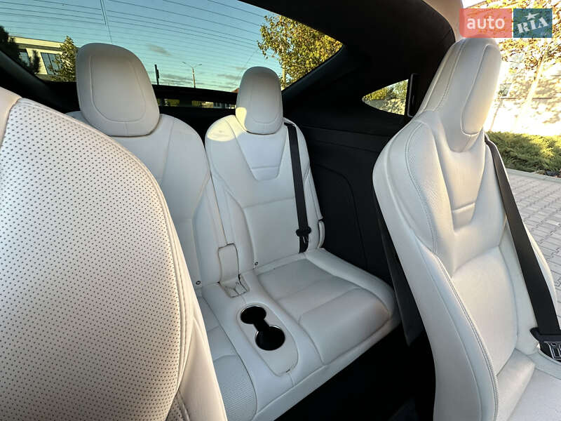 Внедорожник / Кроссовер Tesla Model X 2016 в Одессе