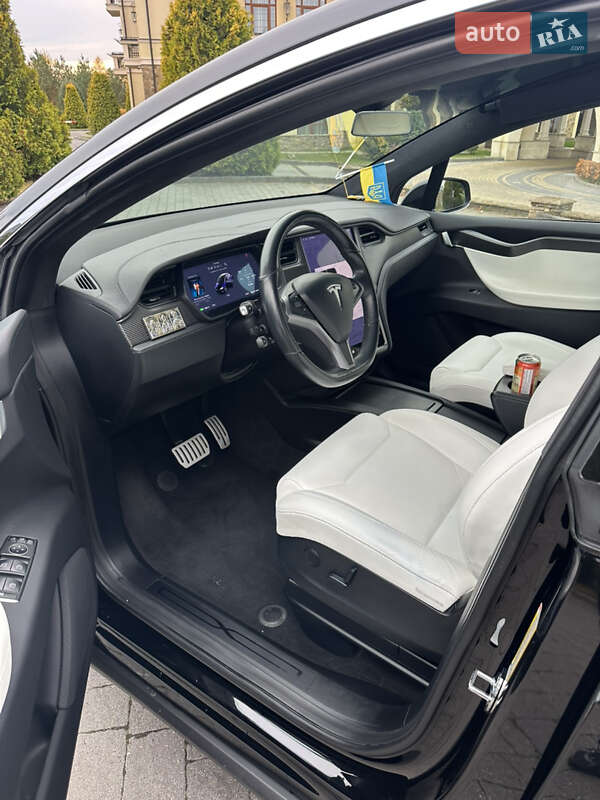 Внедорожник / Кроссовер Tesla Model X 2019 в Львове