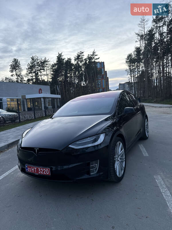 Позашляховик / Кросовер Tesla Model X 2017 в Житомирі фото 7 Позашляховик / Кросовер Tesla Model X 2017 в Житомирі