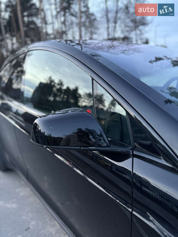Позашляховик / Кросовер Tesla Model X 2017 в Житомирі фото 27 Позашляховик / Кросовер Tesla Model X 2017 в Житомирі