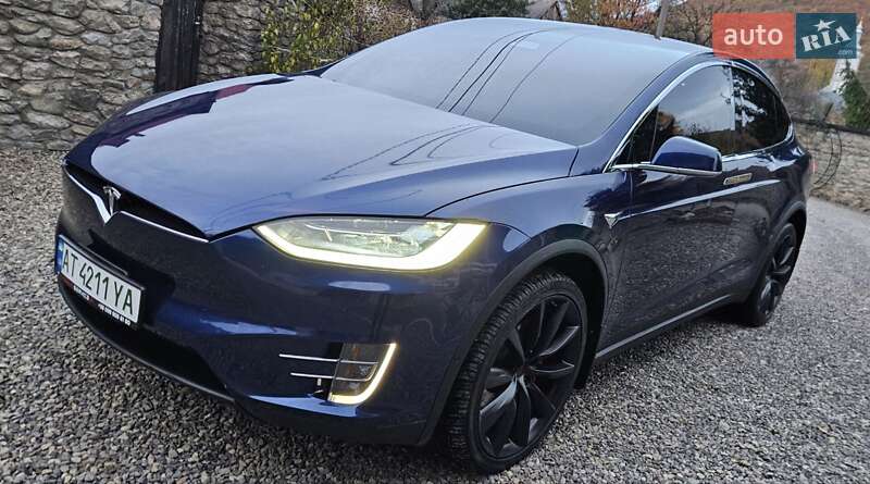 Внедорожник / Кроссовер Tesla Model X 2017 в Хусте