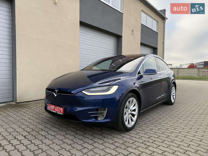 Tesla Model X 2017