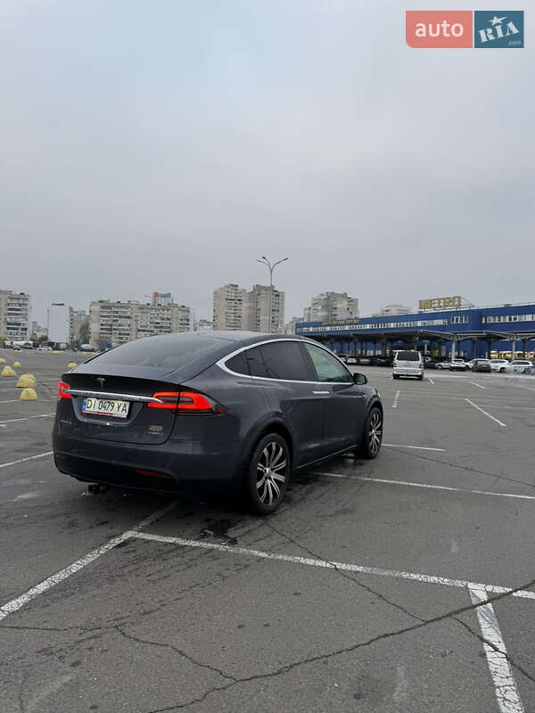 Внедорожник / Кроссовер Tesla Model X 2016 в Киеве