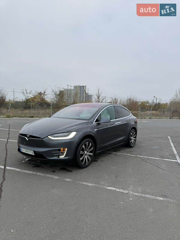 Внедорожник / Кроссовер Tesla Model X 2016 в Киеве фото 30 Внедорожник / Кроссовер Tesla Model X 2016 в Киеве