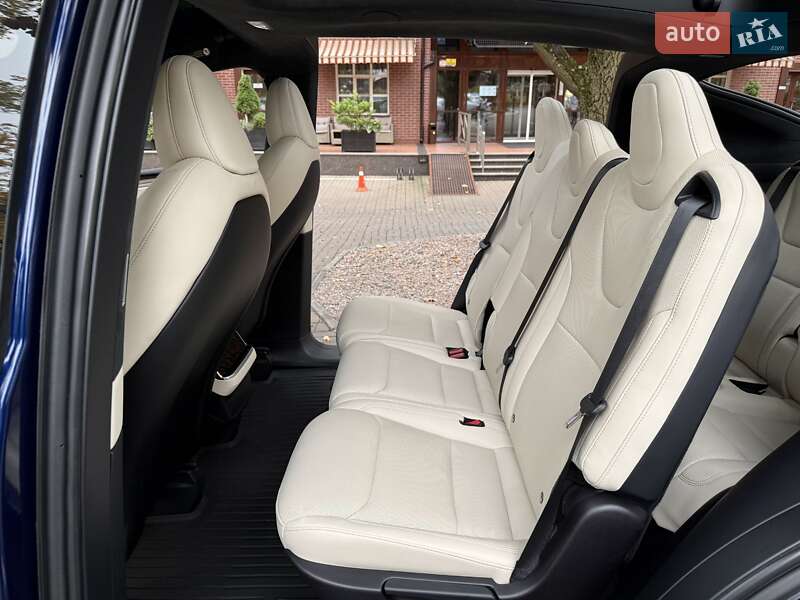Позашляховик / Кросовер Tesla Model X 2022 в Києві