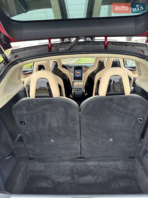 Внедорожник / Кроссовер Tesla Model X 2016 в Дубно фото 12 Внедорожник / Кроссовер Tesla Model X 2016 в Дубно