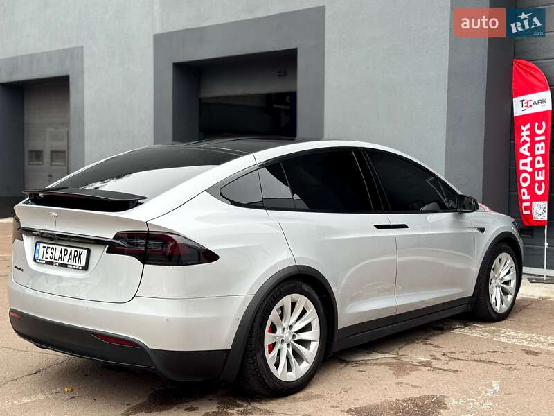 Внедорожник / Кроссовер Tesla Model X 2016 в Киеве