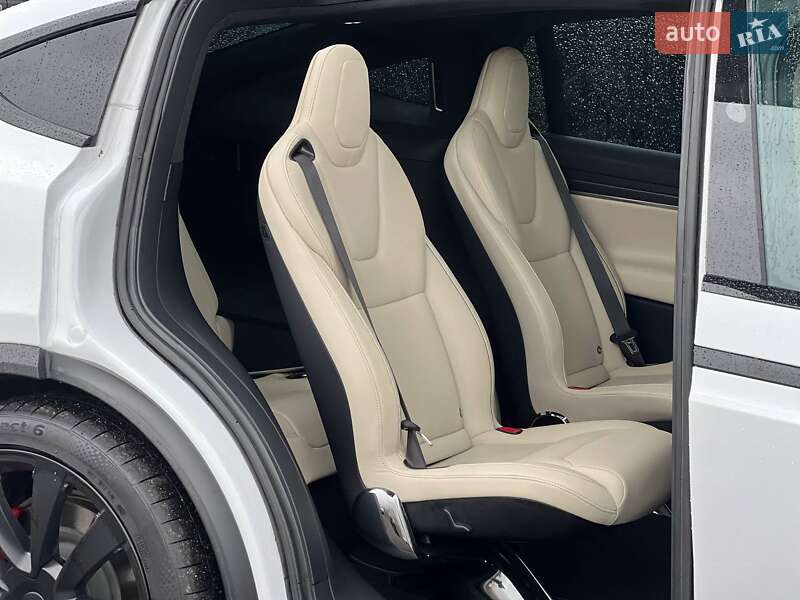 Позашляховик / Кросовер Tesla Model X 2023 в Києві