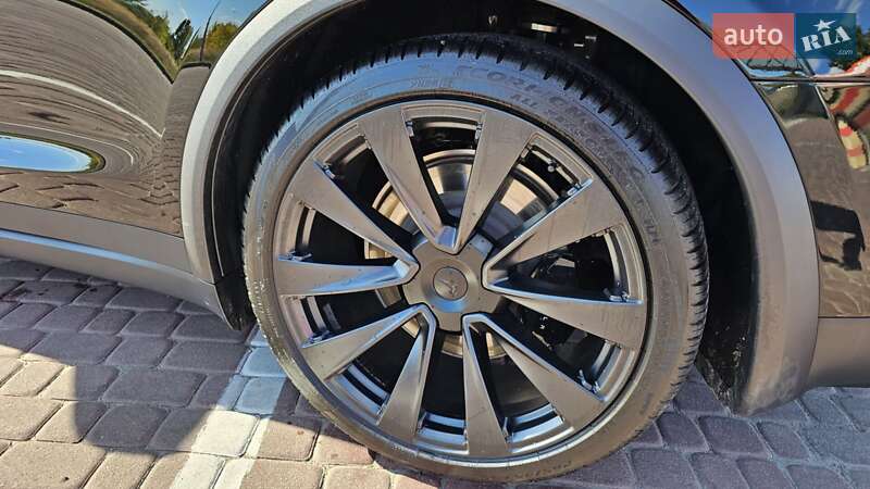 Позашляховик / Кросовер Tesla Model X 2023 в Дніпрі