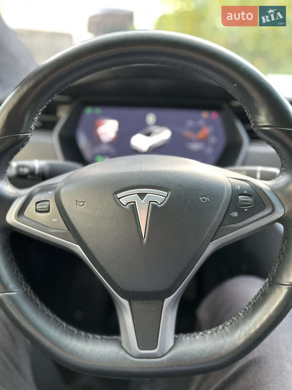 Внедорожник / Кроссовер Tesla Model X 2018 в Киеве