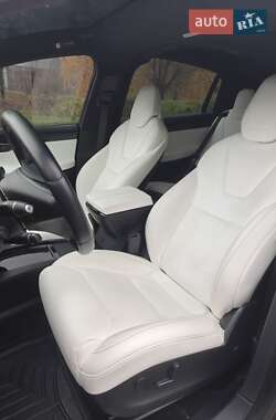 Внедорожник / Кроссовер Tesla Model X 2018 в Киеве