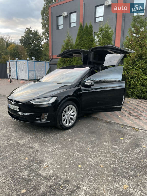 Позашляховик / Кросовер Tesla Model X 2020 в Києві