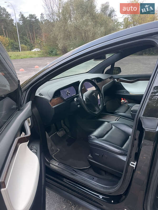 Позашляховик / Кросовер Tesla Model X 2020 в Києві