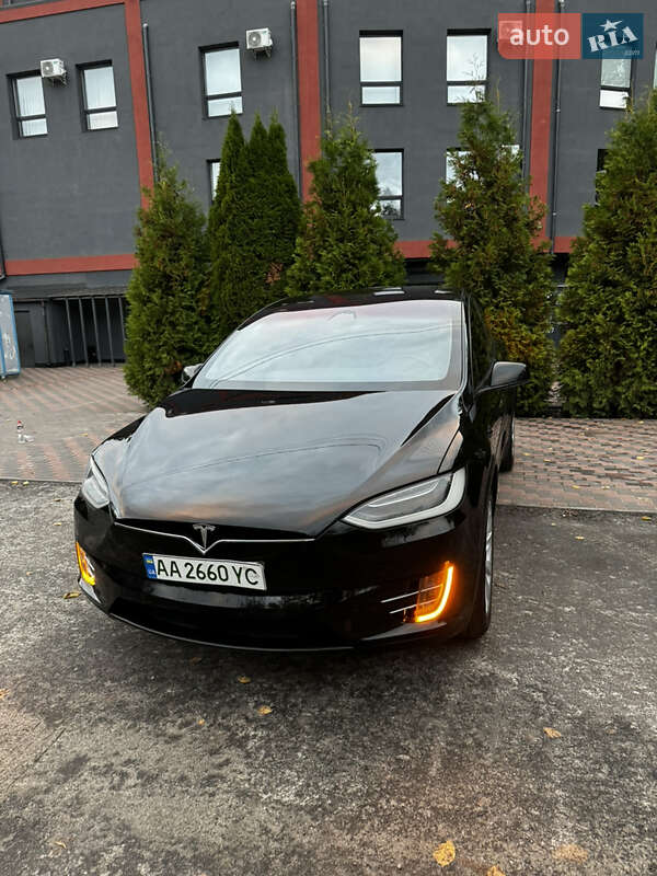 Позашляховик / Кросовер Tesla Model X 2020 в Києві