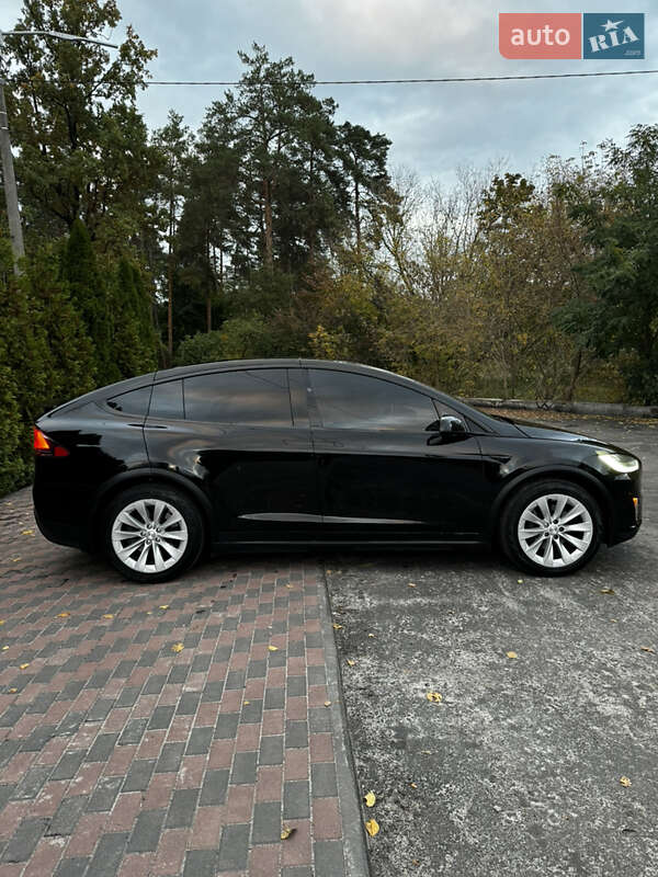 Позашляховик / Кросовер Tesla Model X 2020 в Києві
