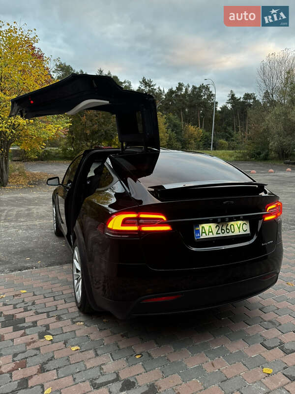 Позашляховик / Кросовер Tesla Model X 2020 в Києві