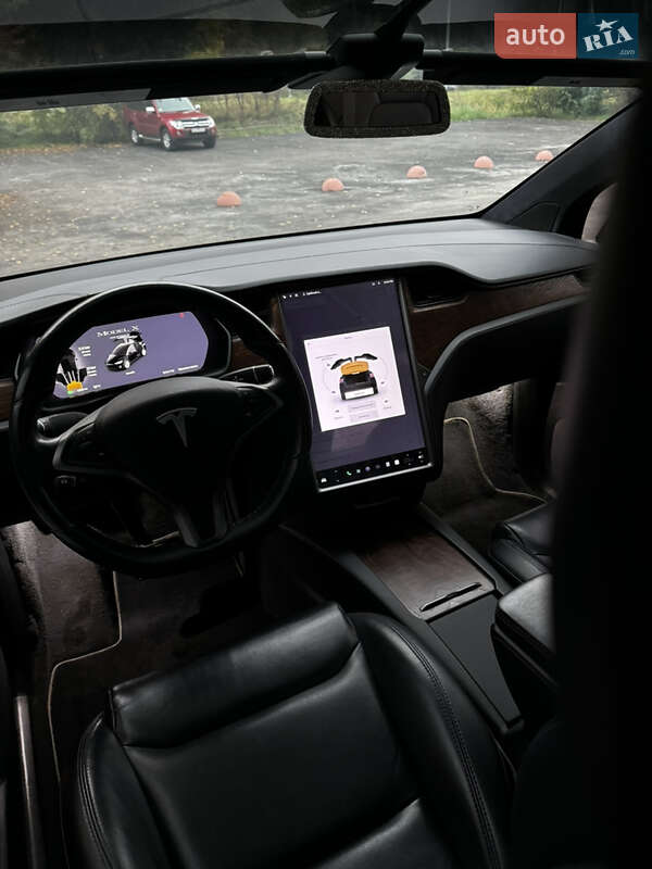 Позашляховик / Кросовер Tesla Model X 2020 в Києві