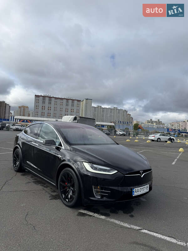 Внедорожник / Кроссовер Tesla Model X 2016 в Киеве фото 2 Внедорожник / Кроссовер Tesla Model X 2016 в Киеве