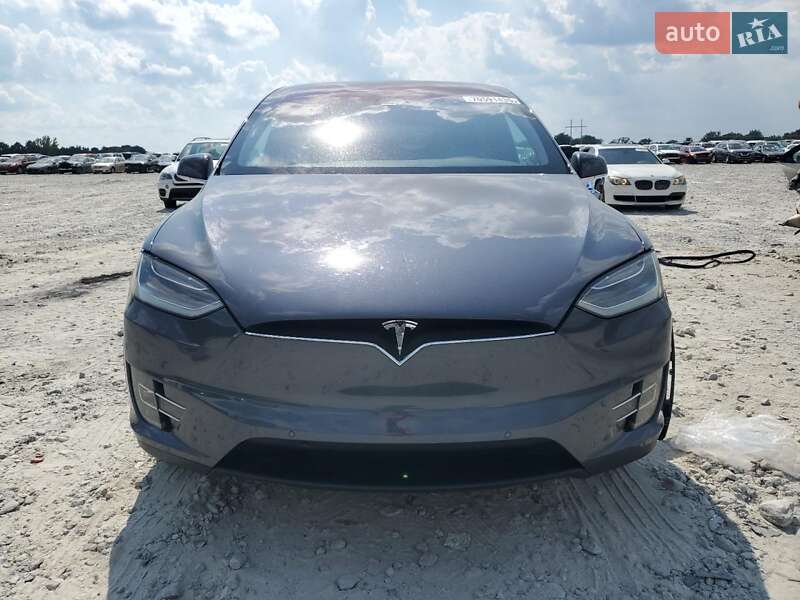 Внедорожник / Кроссовер Tesla Model X 2017 в Полтаве