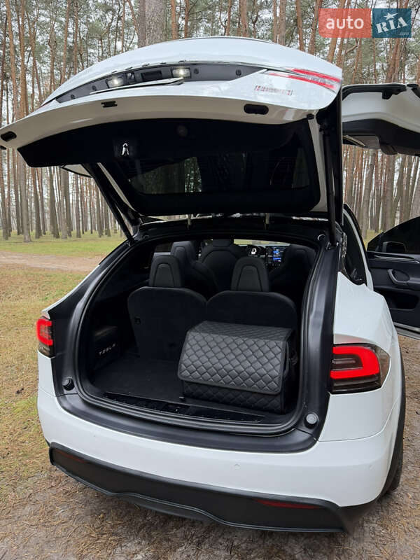 Позашляховик / Кросовер Tesla Model X 2022 в Сумах