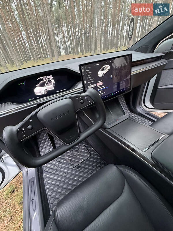 Внедорожник / Кроссовер Tesla Model X 2022 в Сумах