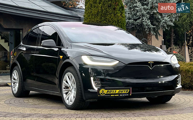 Tesla Model X 2017