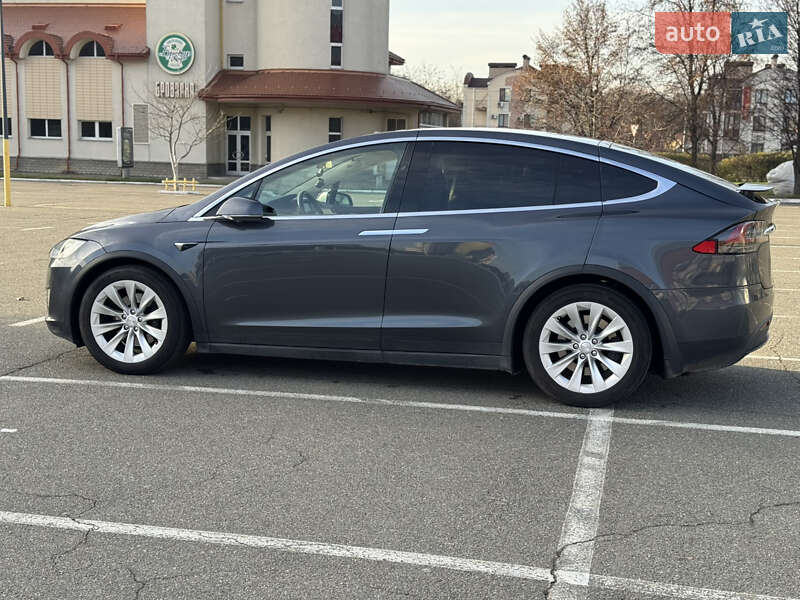 Внедорожник / Кроссовер Tesla Model X 2018 в Киеве