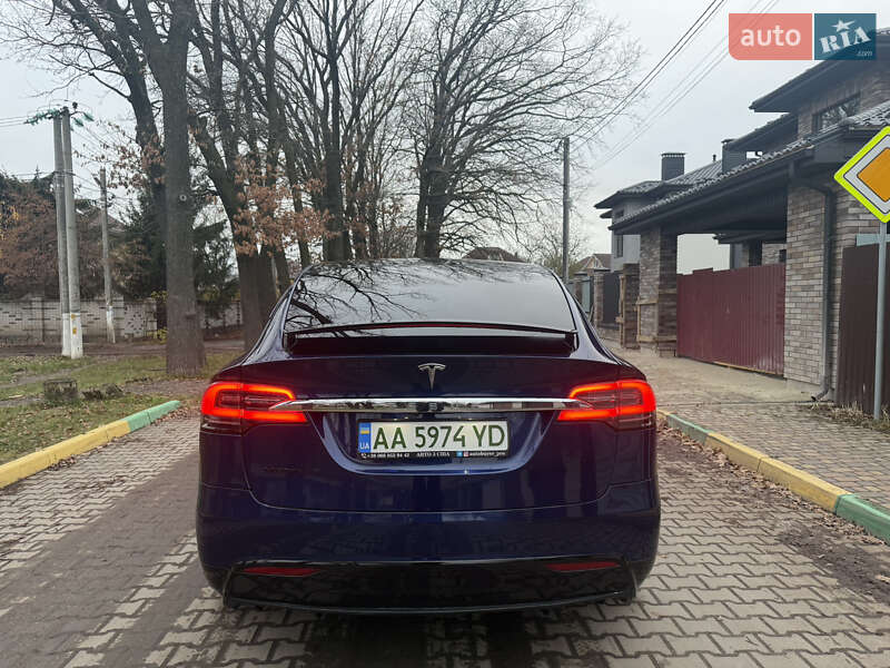 Позашляховик / Кросовер Tesla Model X 2016 в Києві фото 4 Позашляховик / Кросовер Tesla Model X 2016 в Києві