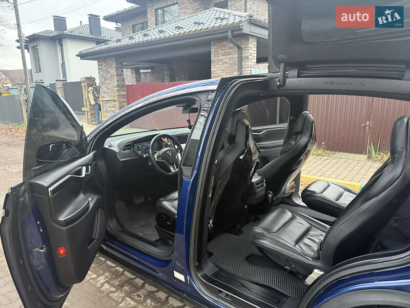 Позашляховик / Кросовер Tesla Model X 2016 в Києві фото 7 Позашляховик / Кросовер Tesla Model X 2016 в Києві