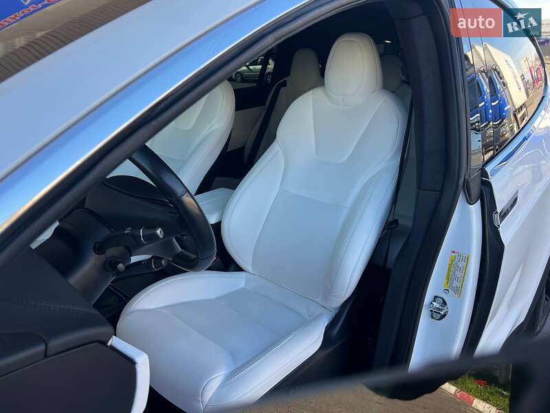 Позашляховик / Кросовер Tesla Model X 2020 в Одесі фото 30 Позашляховик / Кросовер Tesla Model X 2020 в Одесі