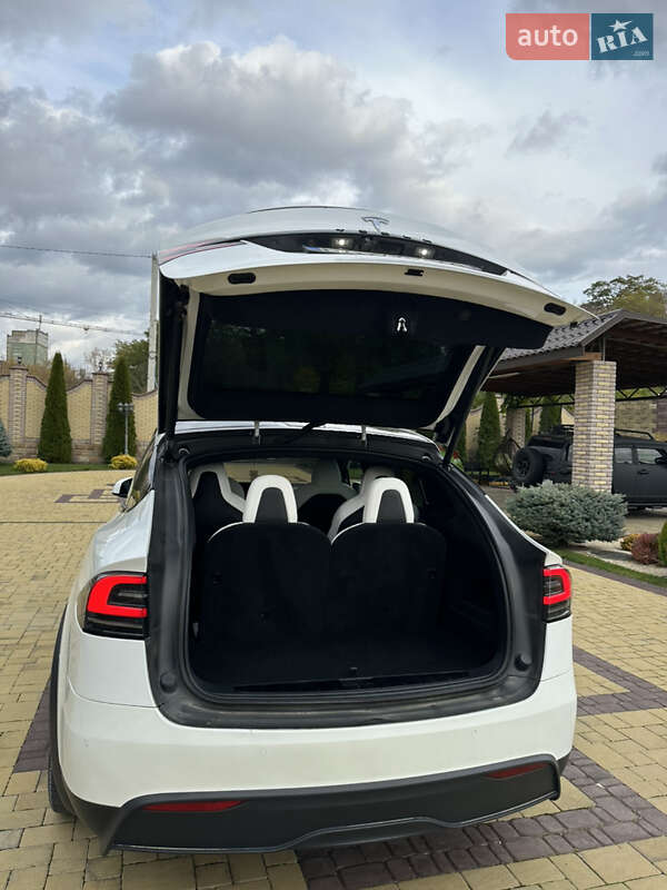 Позашляховик / Кросовер Tesla Model X 2022 в Тернополі