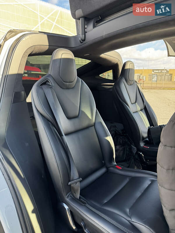 Позашляховик / Кросовер Tesla Model X 2019 в Львові фото 8 Позашляховик / Кросовер Tesla Model X 2019 в Львові