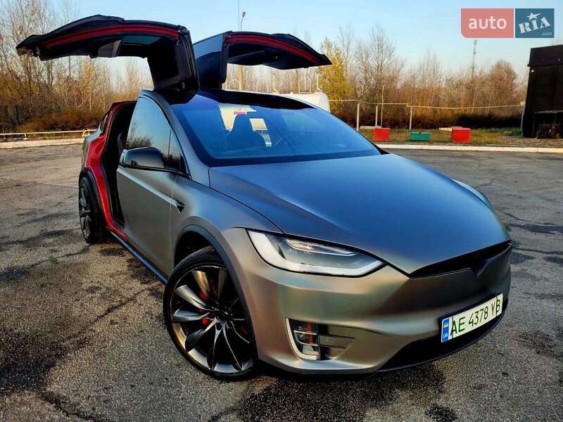 Внедорожник / Кроссовер Tesla Model X 2019 в Днепре