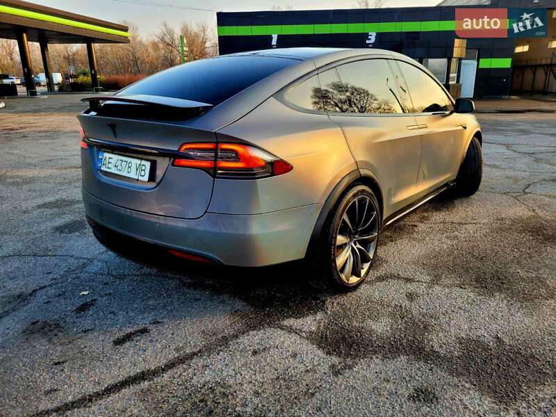 Внедорожник / Кроссовер Tesla Model X 2019 в Днепре