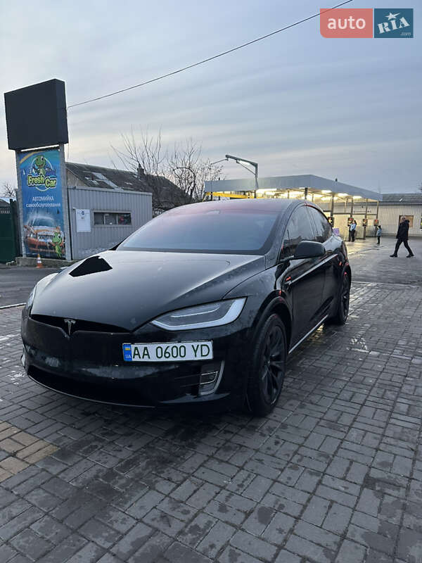 Внедорожник / Кроссовер Tesla Model X 2017 в Харькове