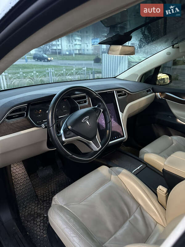 Внедорожник / Кроссовер Tesla Model X 2017 в Харькове