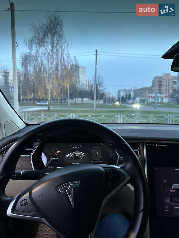 Внедорожник / Кроссовер Tesla Model X 2017 в Харькове