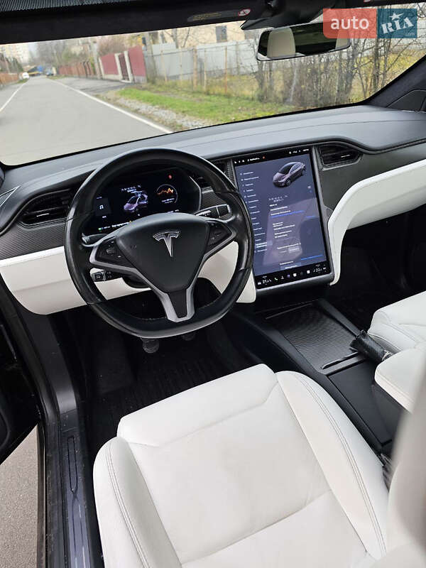 Внедорожник / Кроссовер Tesla Model X 2018 в Полтаве