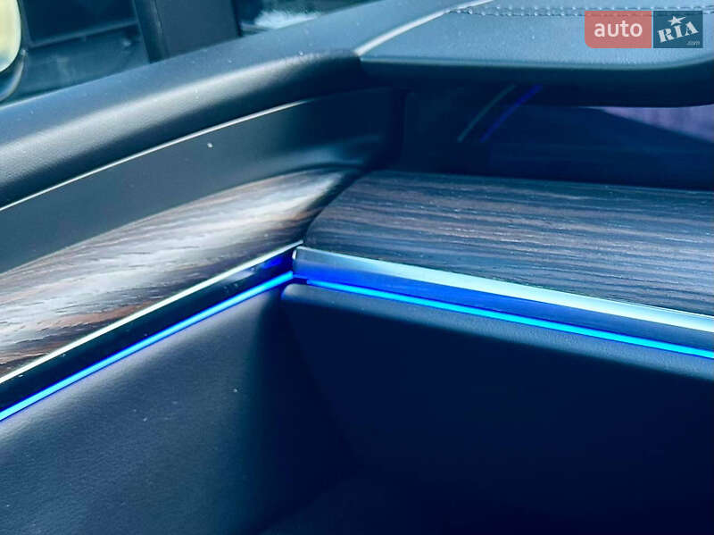 Позашляховик / Кросовер Tesla Model X 2022 в Києві фото 27 Позашляховик / Кросовер Tesla Model X 2022 в Києві