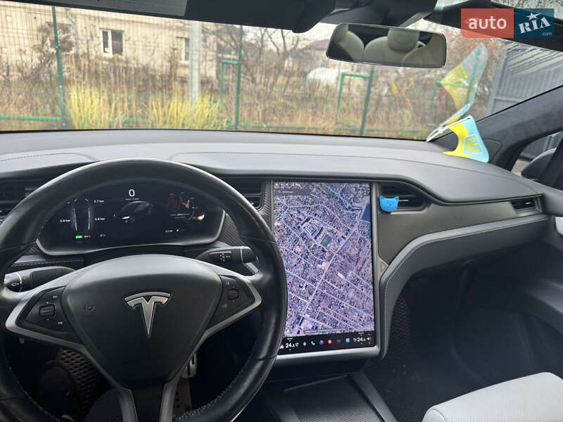 Позашляховик / Кросовер Tesla Model X 2018 в Києві