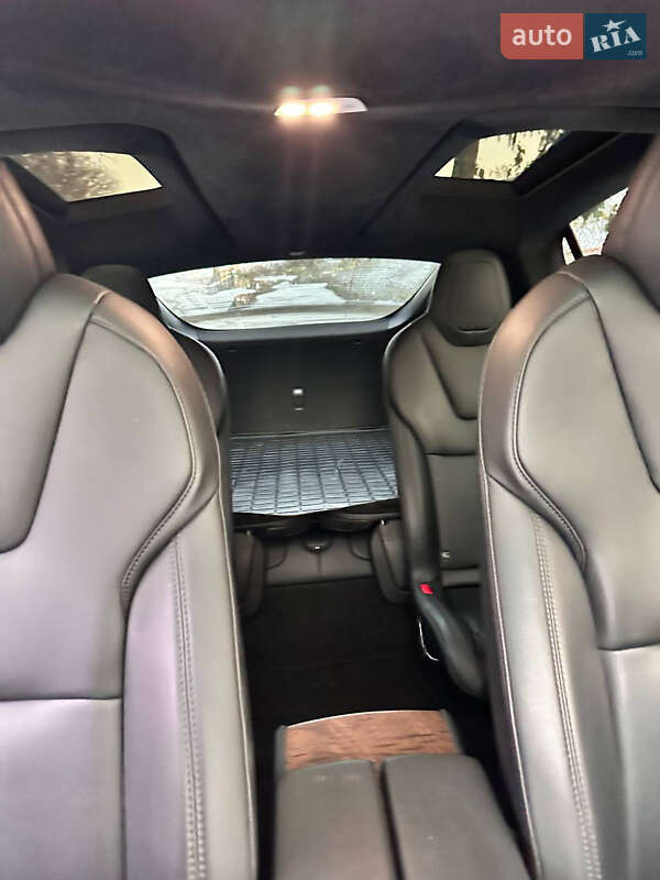 Внедорожник / Кроссовер Tesla Model X 2020 в Львове