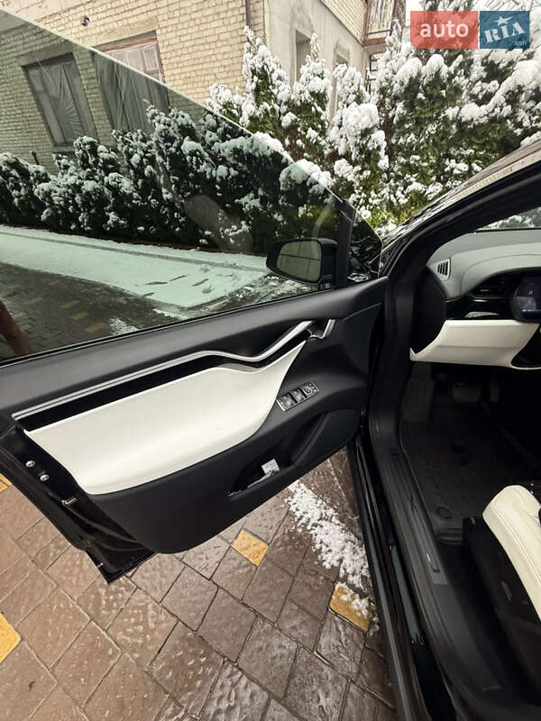 Внедорожник / Кроссовер Tesla Model X 2019 в Львове фото 32 Внедорожник / Кроссовер Tesla Model X 2019 в Львове