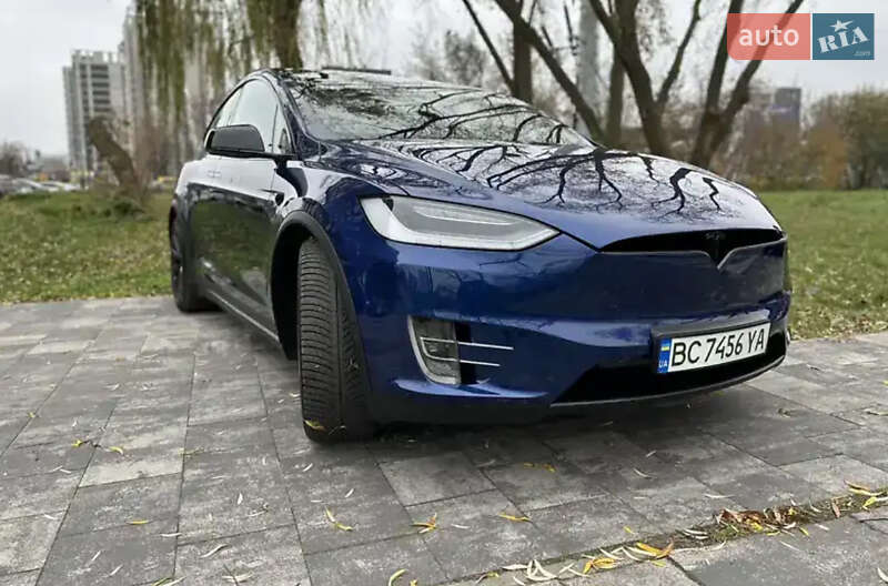 Внедорожник / Кроссовер Tesla Model X 2019 в Тернополе