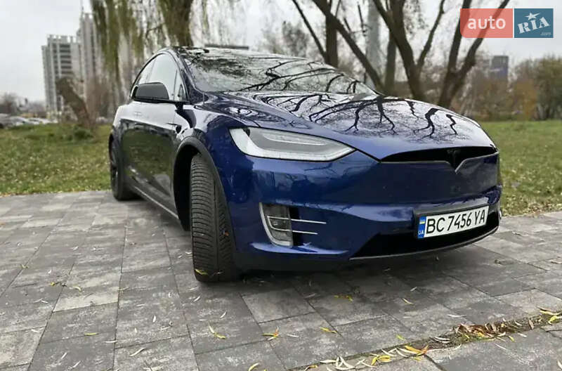 Внедорожник / Кроссовер Tesla Model X 2019 в Тернополе