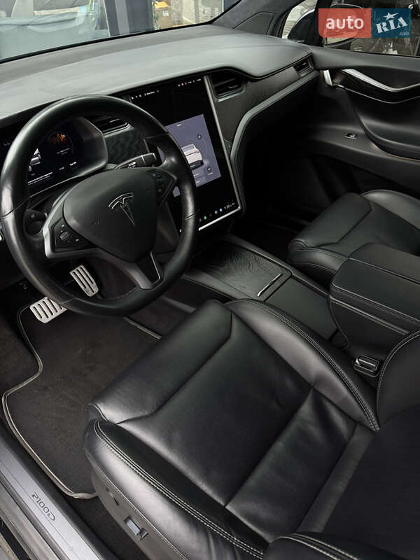 Позашляховик / Кросовер Tesla Model X 2018 в Львові фото 10 Позашляховик / Кросовер Tesla Model X 2018 в Львові
